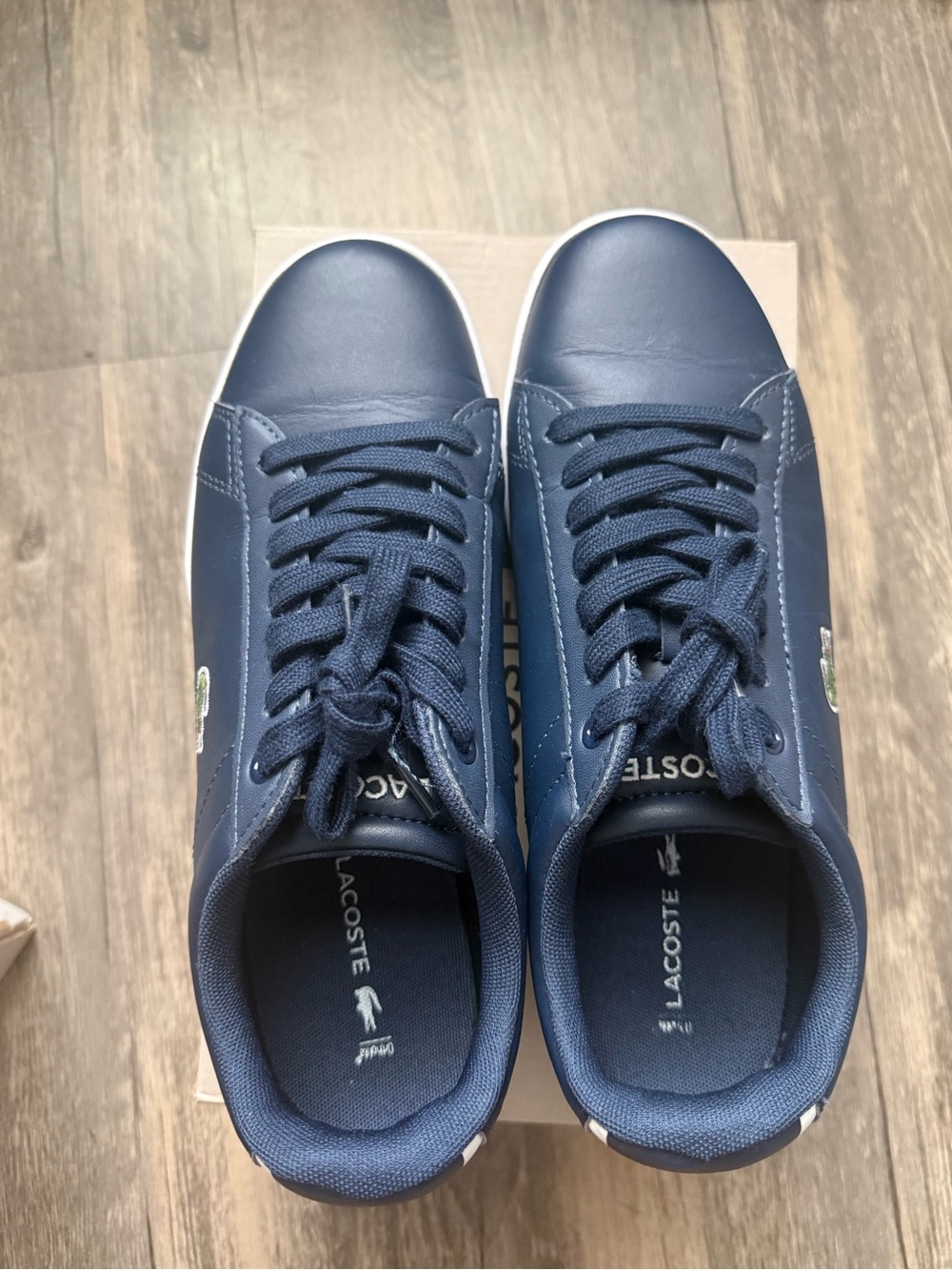 Lacoste Navy & White Low-Top Women’s Sneakers